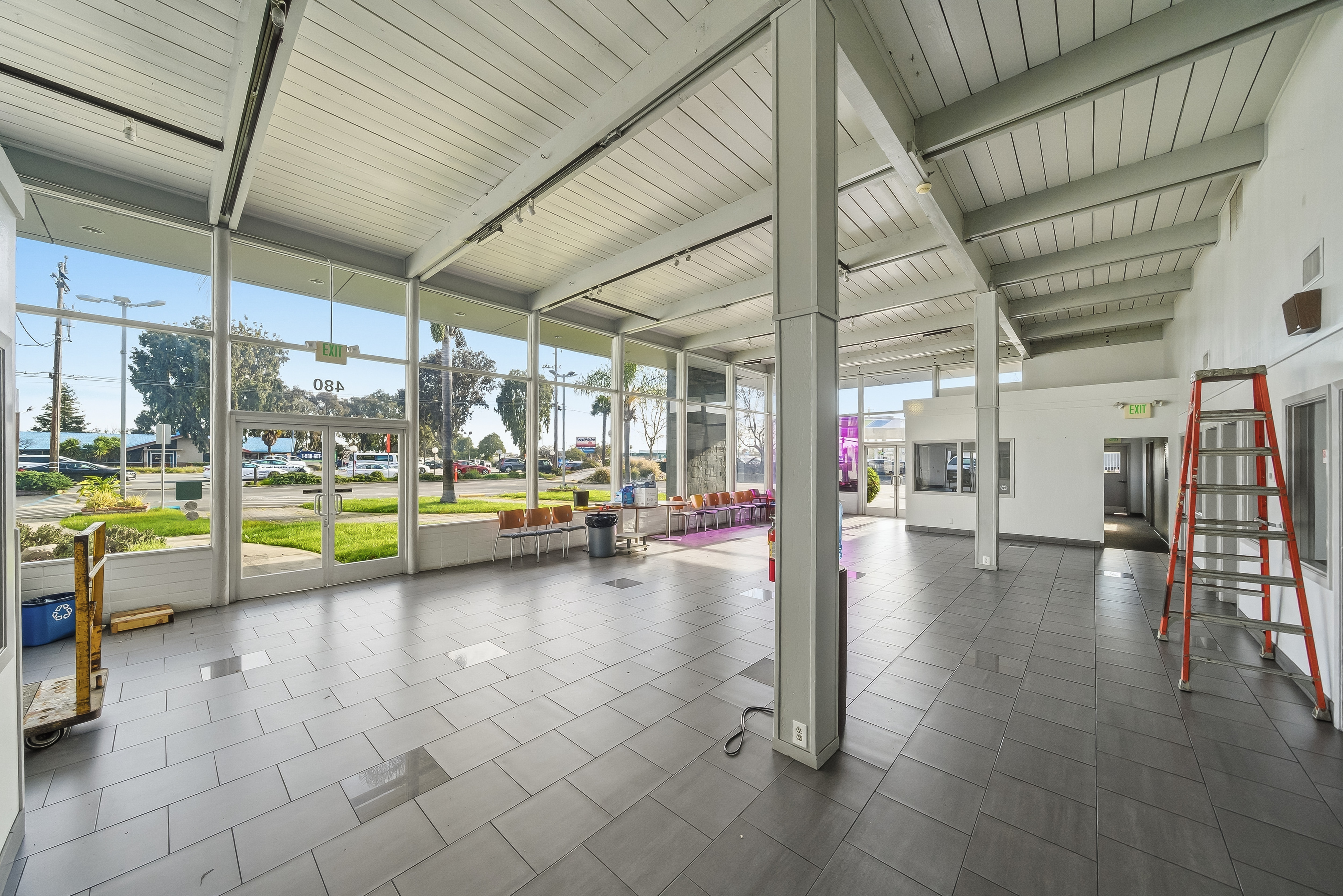 450-480 Veterans Blvd